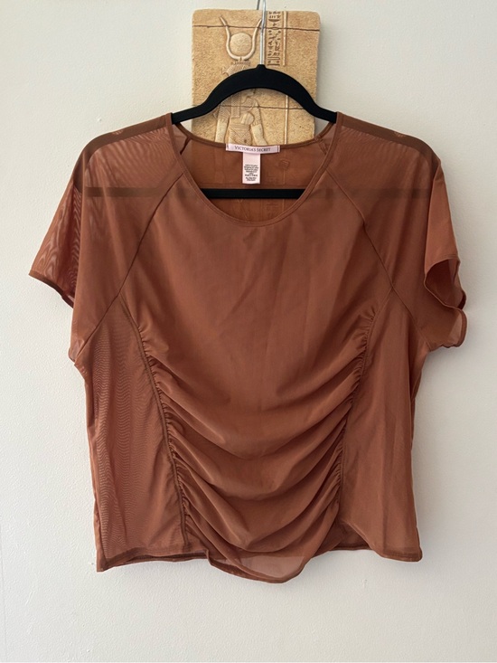 Victoria's Secret Tops - Victoria's Secret Toffee Brown Ruched Sheer Short Sleeve Top